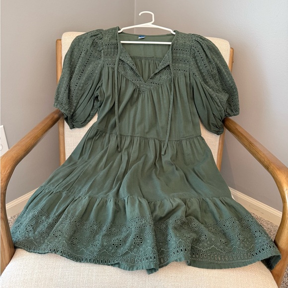 Old Navy Dresses & Skirts - Puff Sleeve Mini Dress
